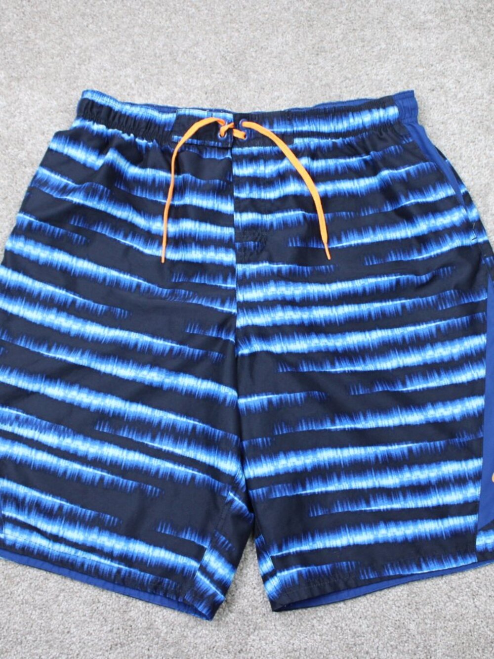 Nike Swim Trunks Men XL Blue/Black Striped Meshed‎ Lined Drawstring Boardshorts